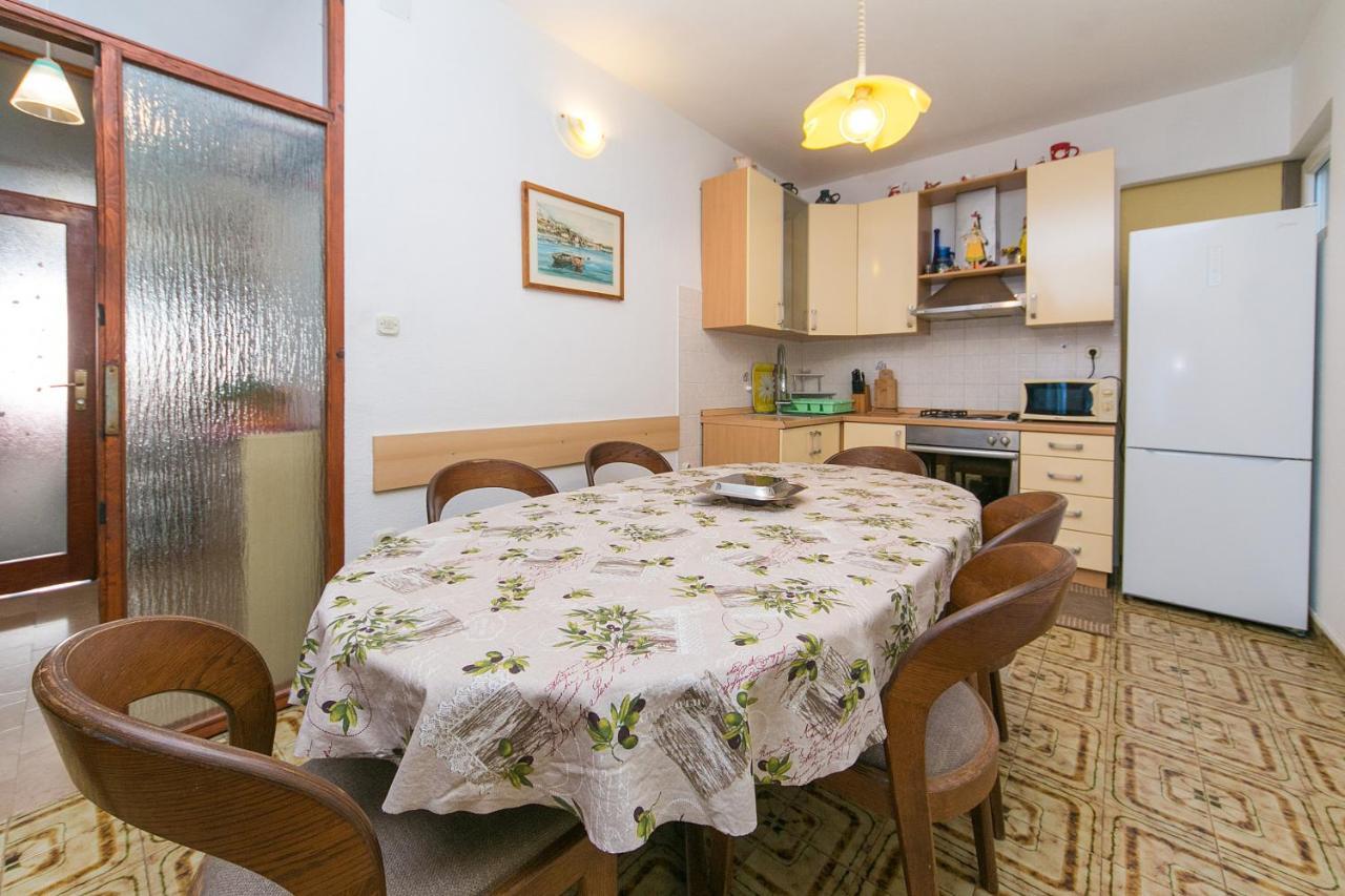 Apartments By The Sea Brist, Makarska - 15714 Podaca Εξωτερικό φωτογραφία