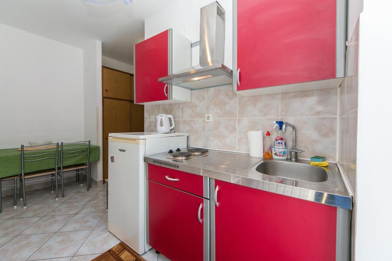 Apartments By The Sea Brist, Makarska - 15714 Podaca Εξωτερικό φωτογραφία