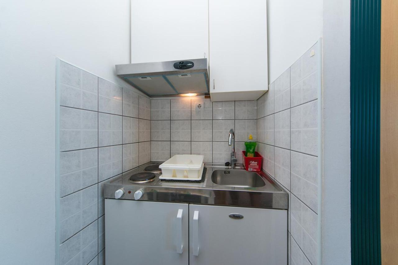 Apartments By The Sea Brist, Makarska - 15714 Podaca Εξωτερικό φωτογραφία