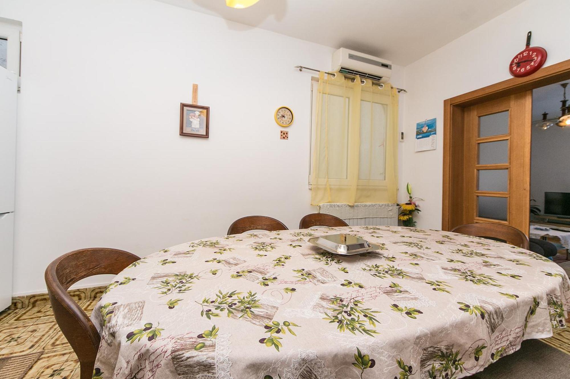 Apartments By The Sea Brist, Makarska - 15714 Podaca Δωμάτιο φωτογραφία